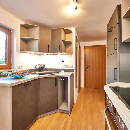 In Mit Grossem Balkon * Garmisch-Partenkirchen