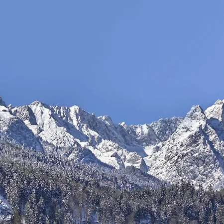 In Mit Grossem Balkon Garmisch-Partenkirchen